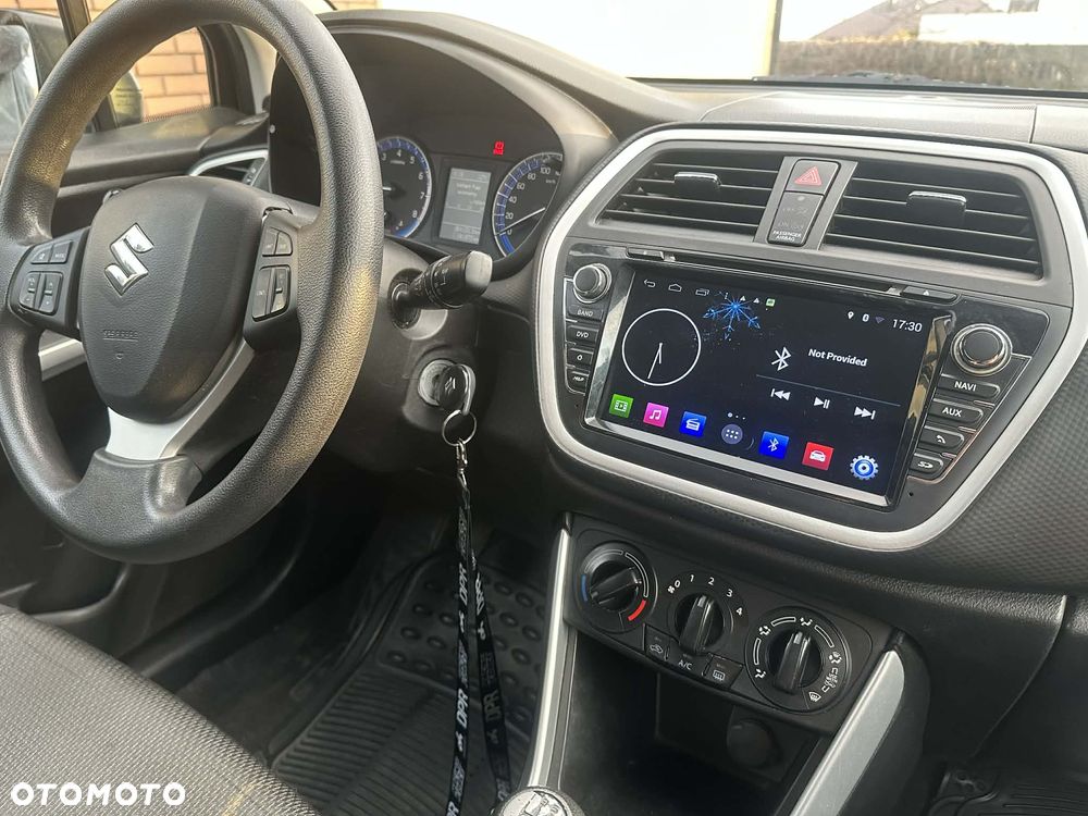 Suzuki SX4 Classic 1.6 VVT 4x2 Comfort - 10