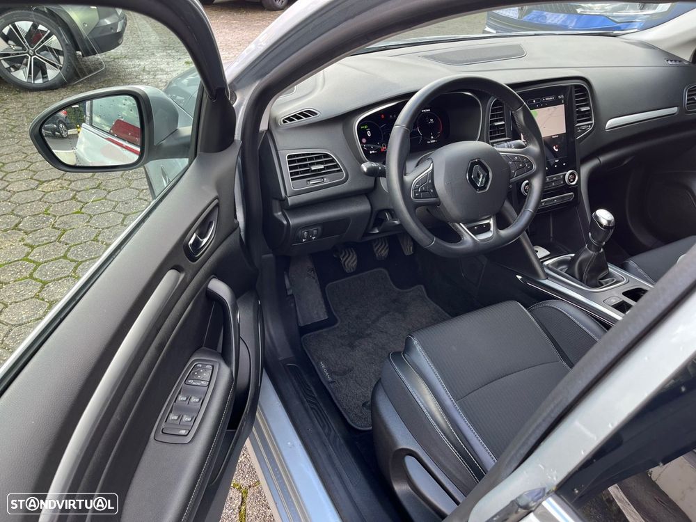 Renault Mégane Sport Tourer 1.5 Blue dCi Techno - 4