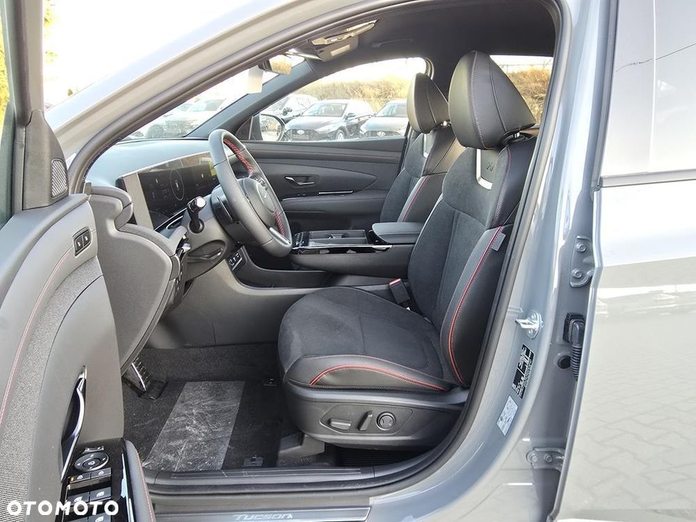 Hyundai Tucson 1.6 T-GDi 48V N-Line 2WD DCT - 11