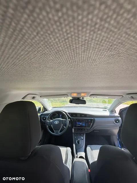 Toyota Auris - 22
