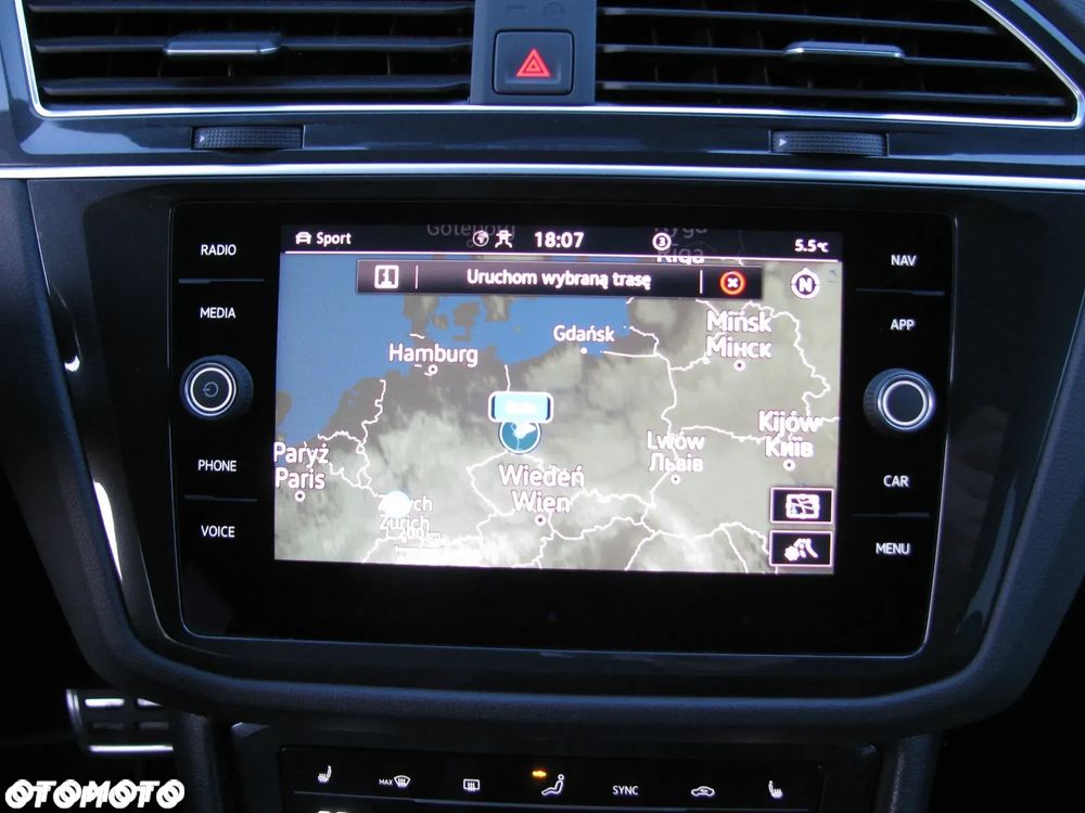 Volkswagen Tiguan 2.0 TDI SCR 4MotION DSG R-Line - 20