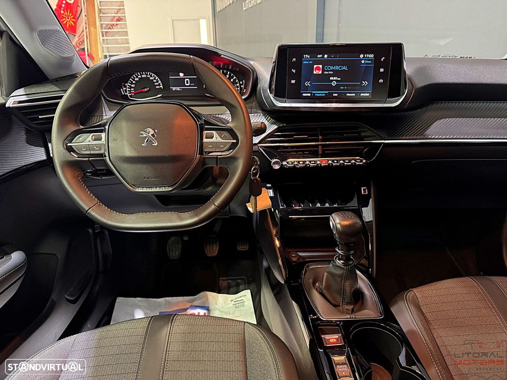 Peugeot 208 1.2 PureTech Allure - 19