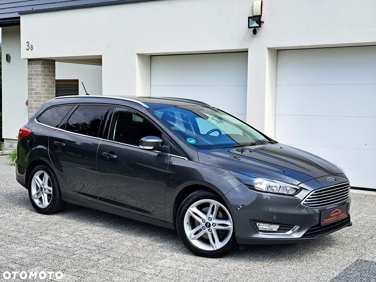 Ford Focus 1.5 EcoBoost Start-Stopp-System TITANIUM - 18