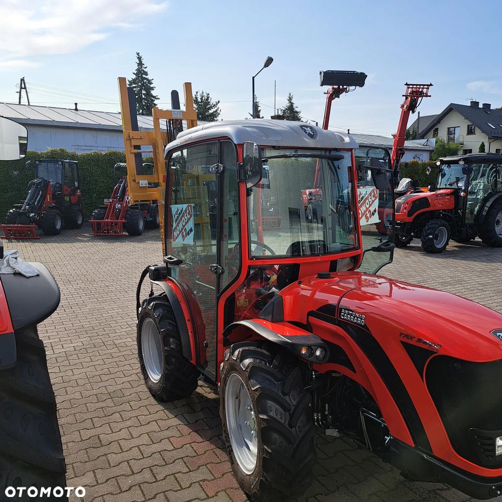 ANTONIO CARRARO TRX 5800 YANMAR 51,5KM Obracany kokpit i fotel 4 cylindry 2091cm3 - 11