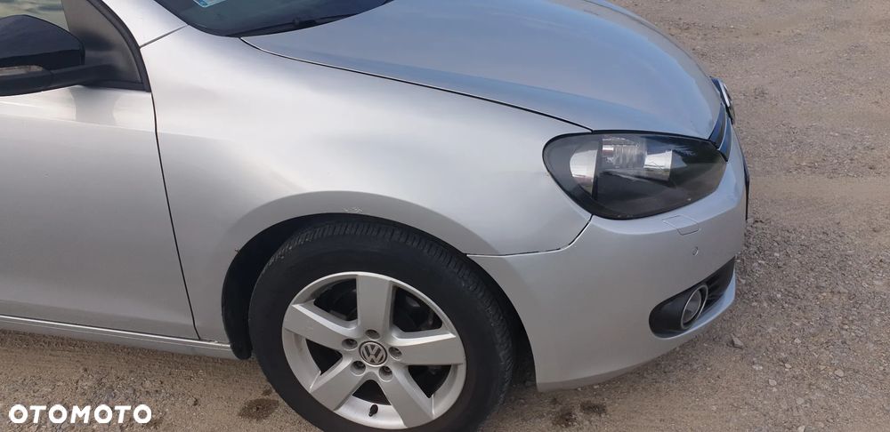 Volkswagen Golf - 6