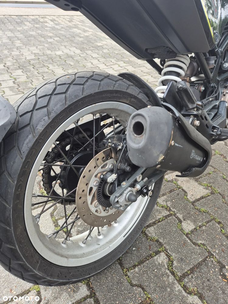 Husqvarna Svartpilen - 19