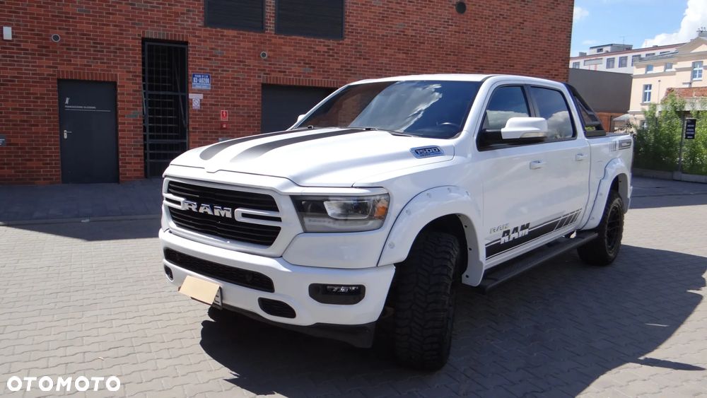 RAM 1500 5.7 eTorque Crew Cab Shortbed Bighorn Sport - 1