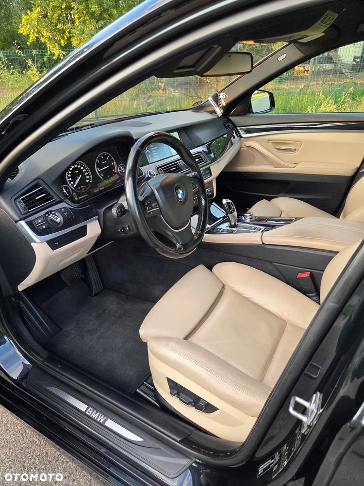 BMW Seria 5 520d Luxury Line - 16