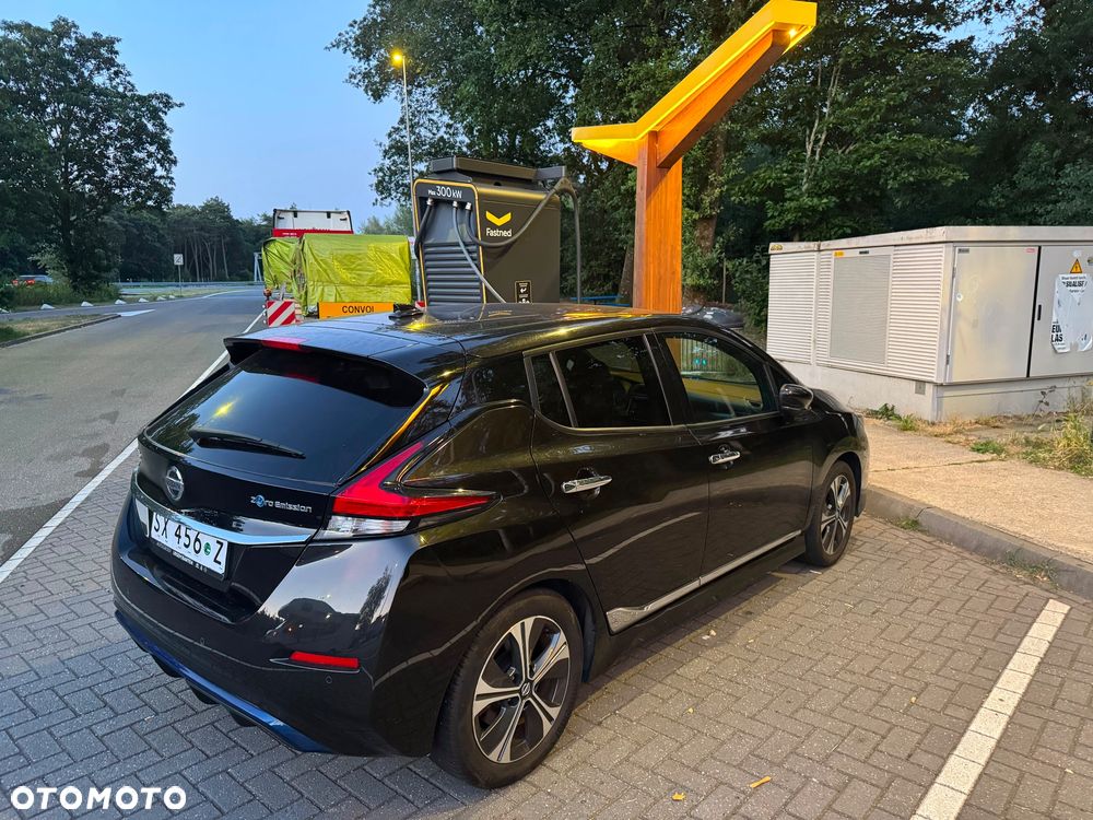 Nissan Leaf 40 kWh N-Connecta - 32