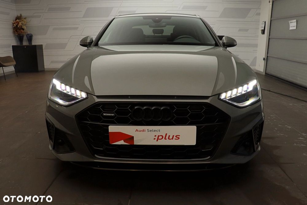 Audi A4 Limousine - 12