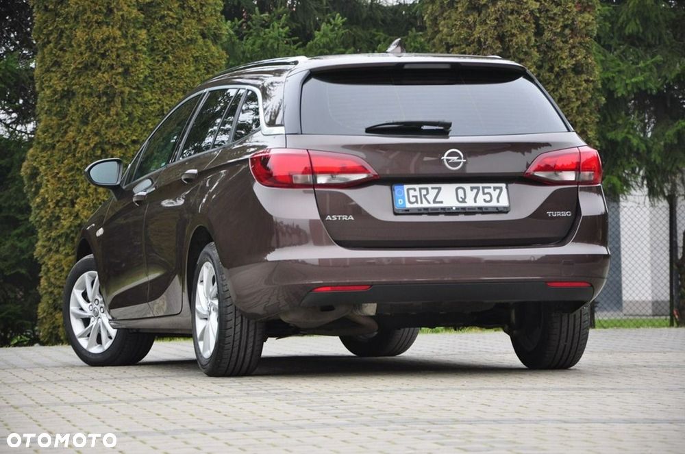 Opel Astra - 24