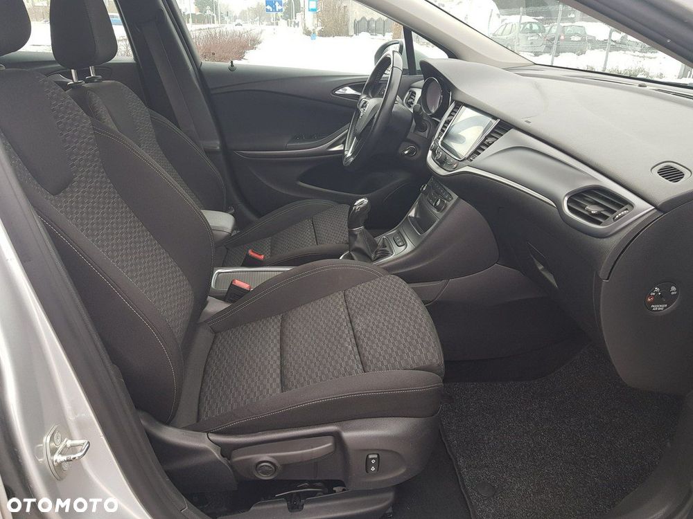 Opel Astra - 17
