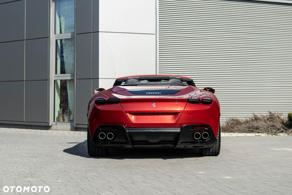 Ferrari Roma Spider - 4