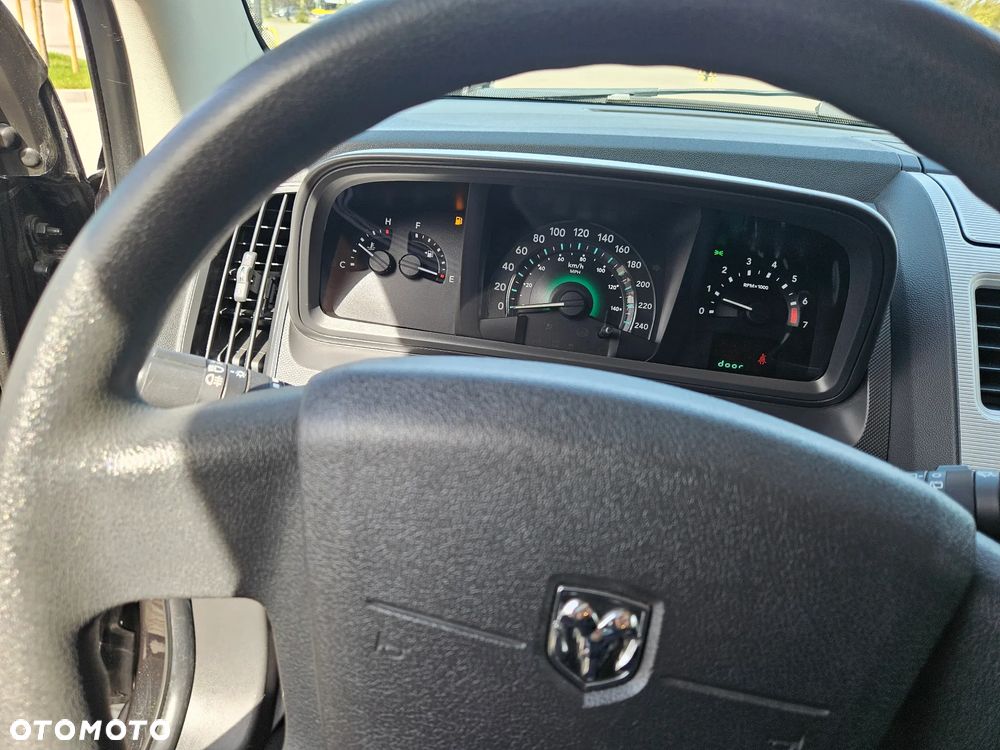 Dodge Journey 2.4 SE - 21