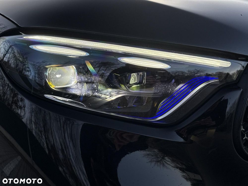 Mercedes-Benz GLC - 12