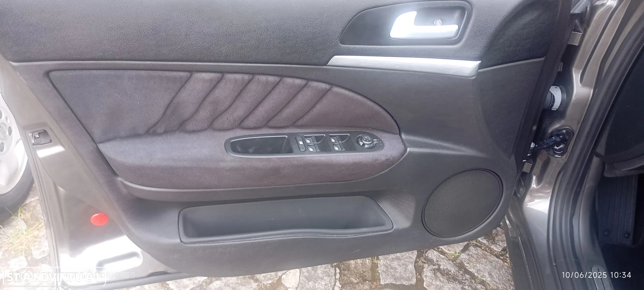 Alfa Romeo 159 Sportwagon 1.9 JTDm 16V Elegante - 15