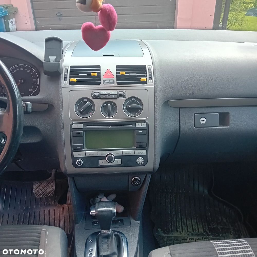 Volkswagen Touran 1.9 TDI DPF DSG Trendline - 13