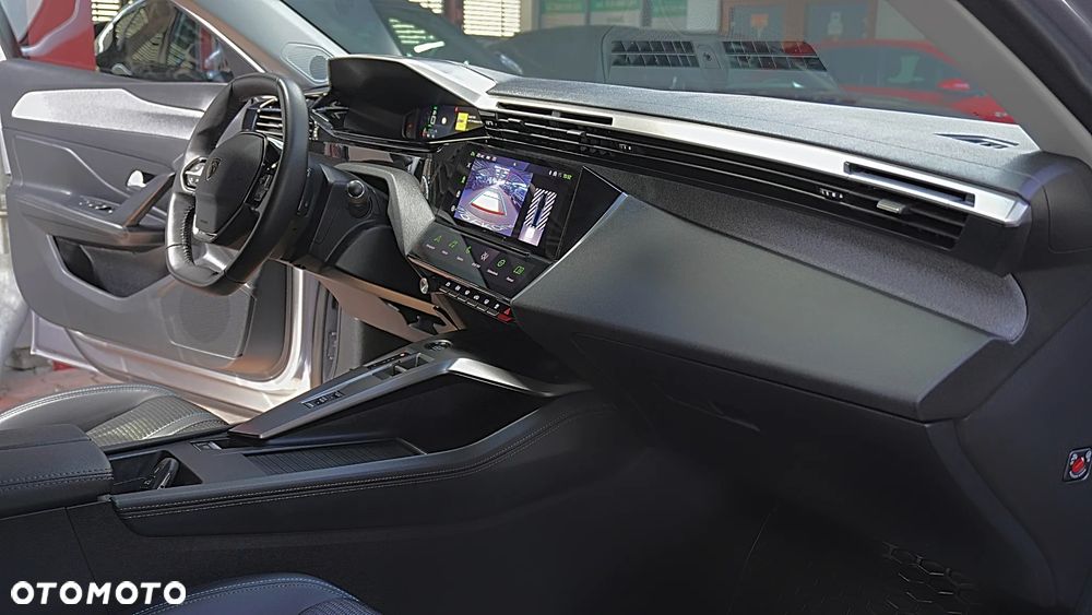 Peugeot 308 1.2 PureTech Allure Pack S&S EAT8 - 17