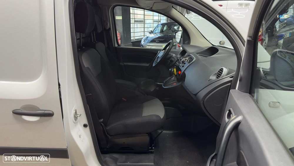 Renault kangoo  ZE - 29