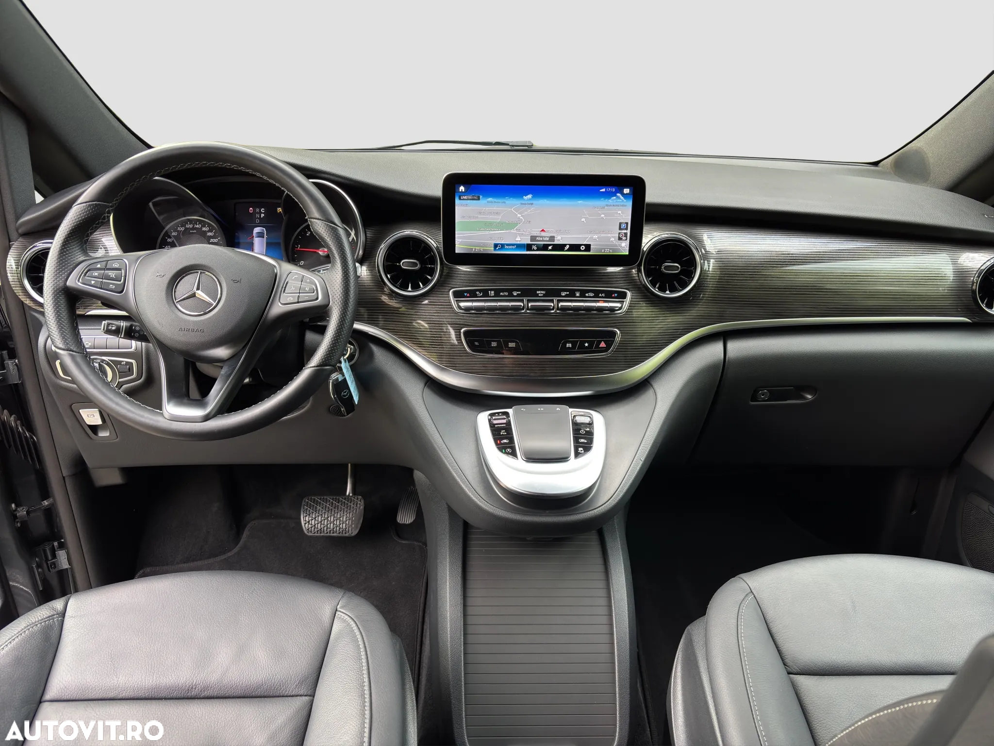 Mercedes-Benz V 300 d lang 4Matic 9G-TRONIC Avantgarde Edition - 7