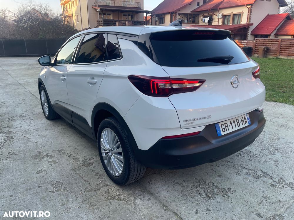 Opel Grandland X - 11