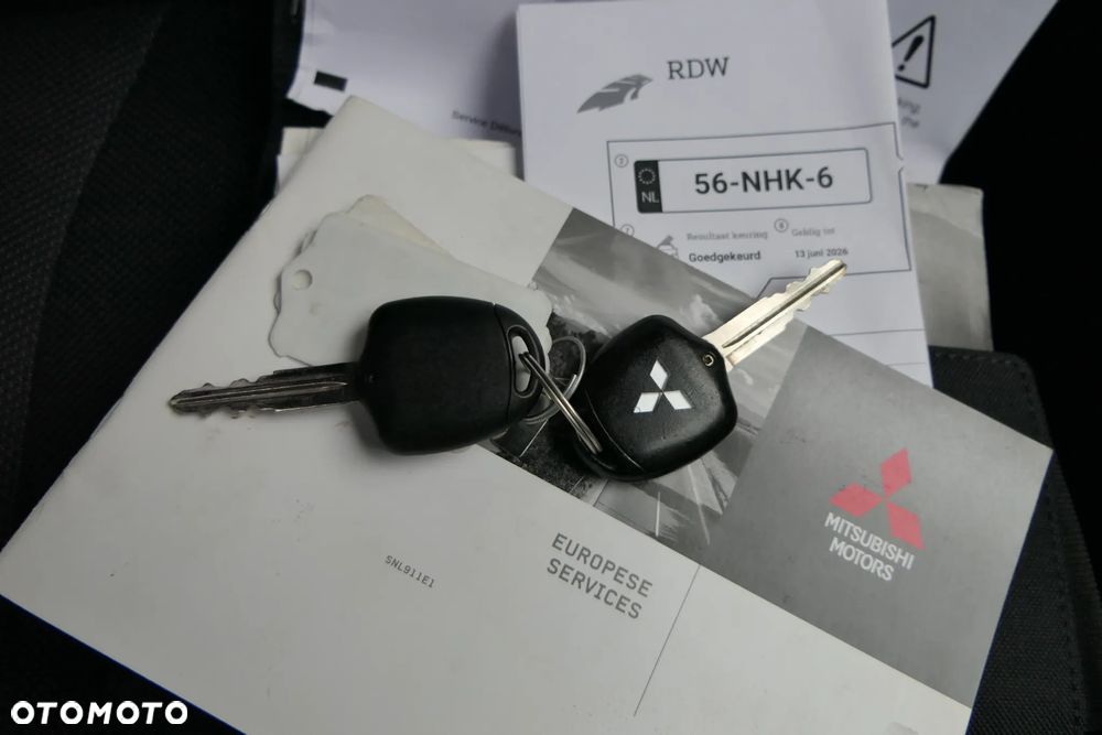 Mitsubishi Outlander 2.0 Intense 2WD - 14