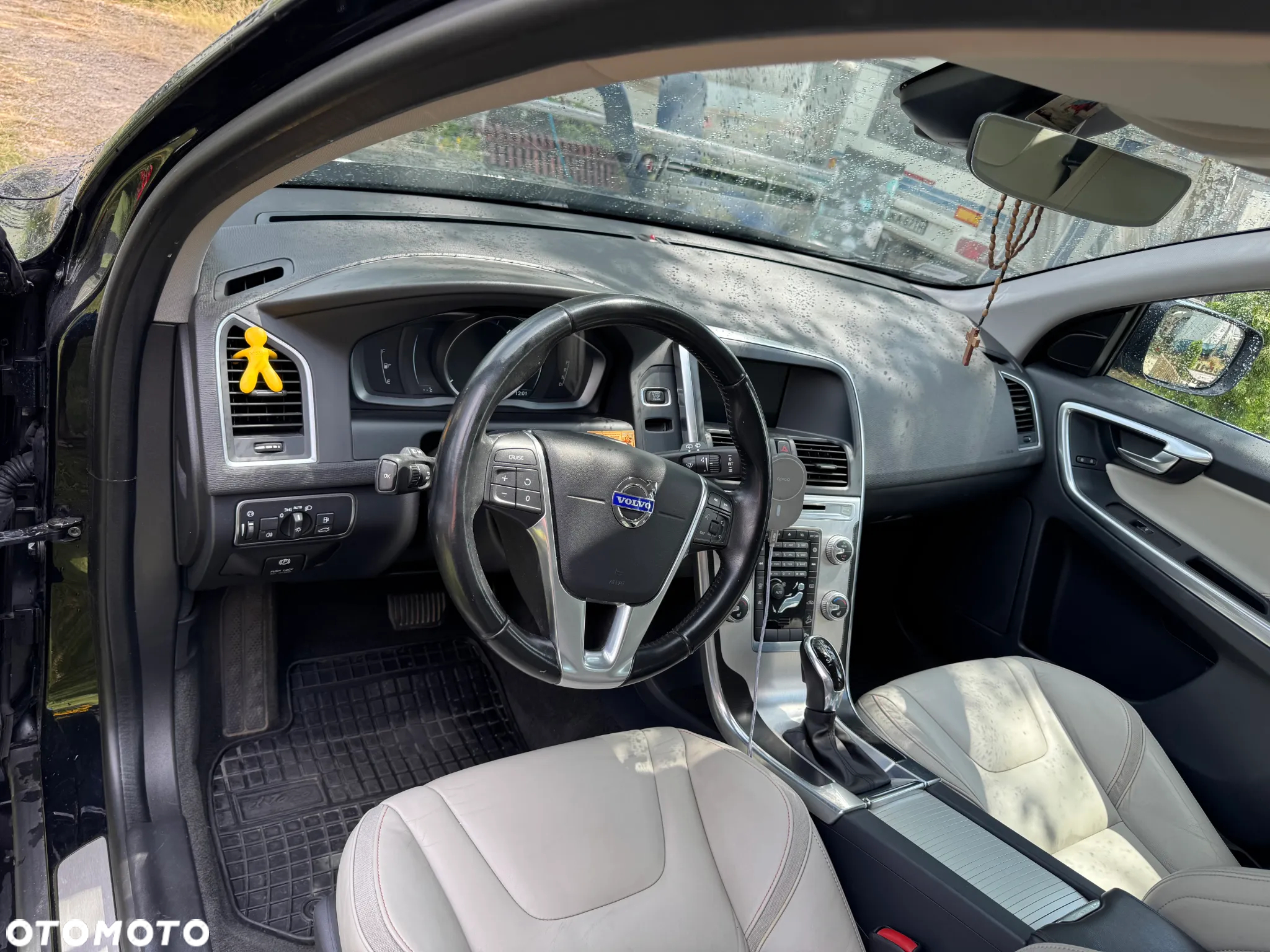 Volvo XC 60 D4 AWD Ocean Race - 12