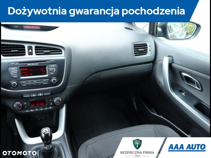 Kia Ceed - 9
