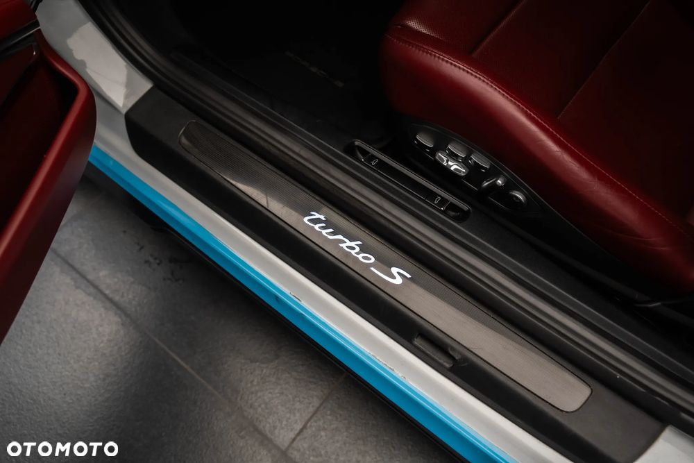 Porsche 911 - 31