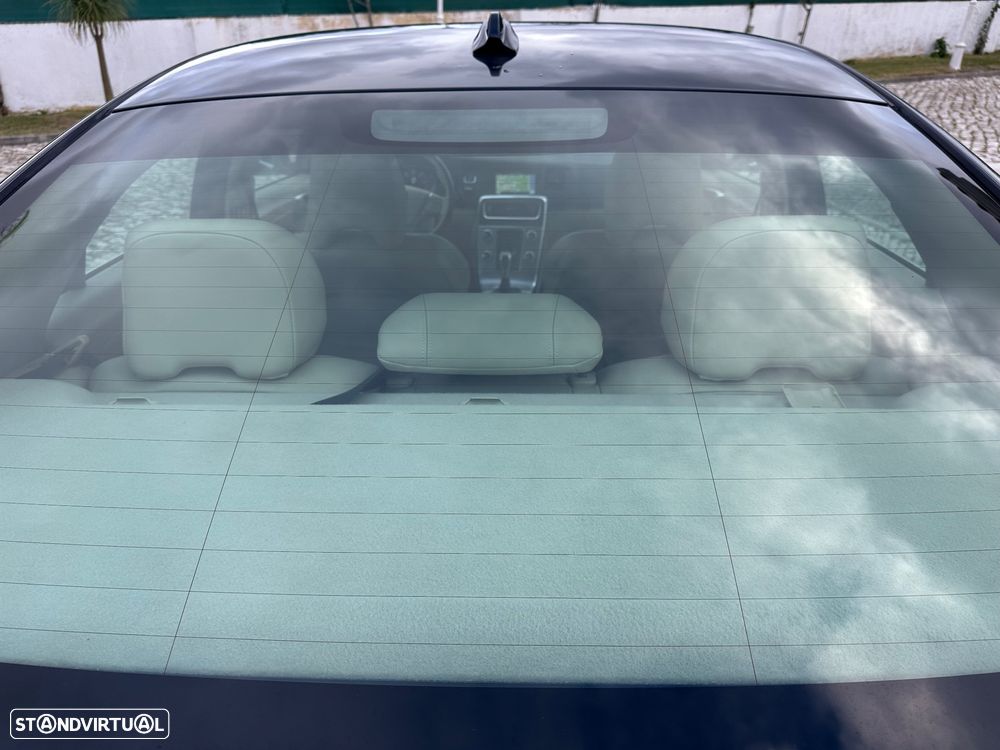 Volvo S60 2.0 D3 Summum - 32