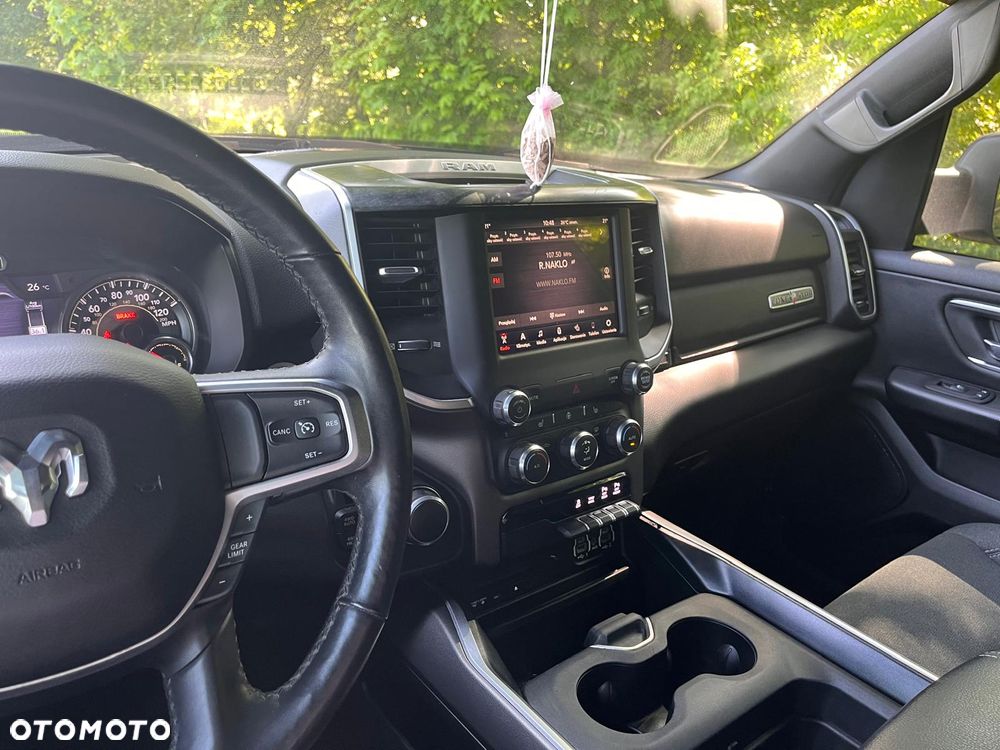 RAM 1500 5.7 Crew Cab Bighorn - 11