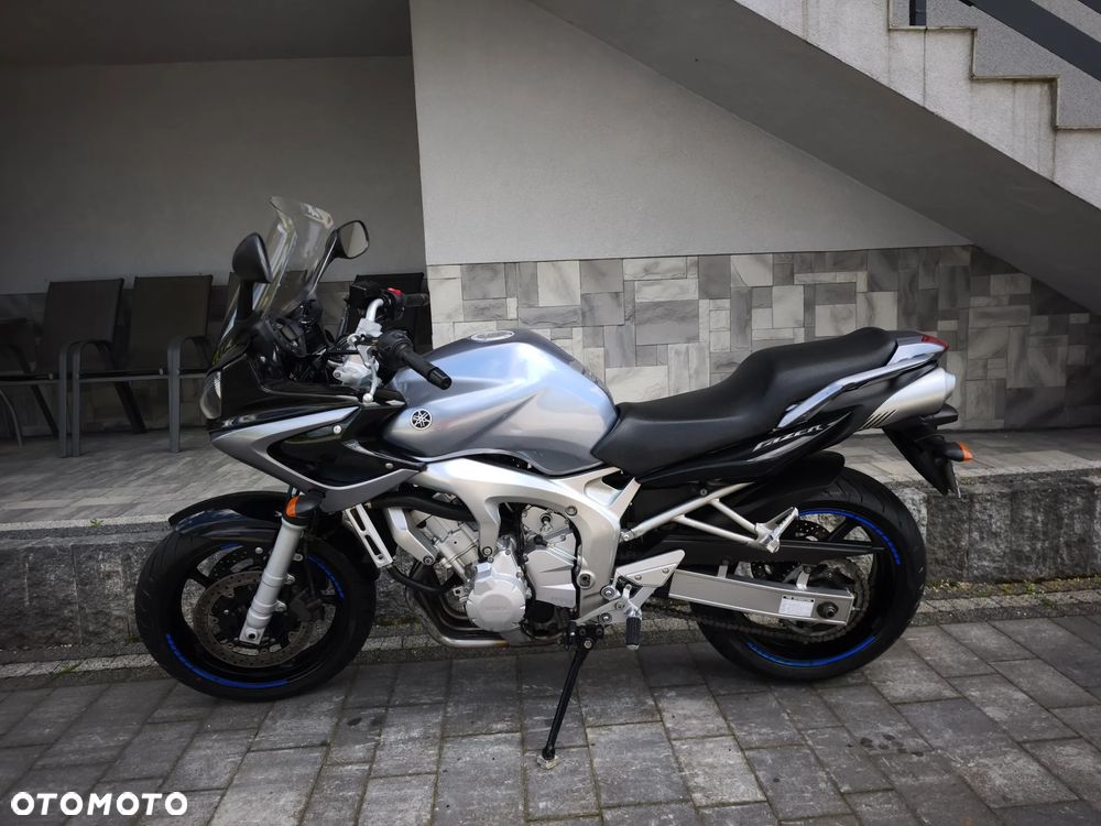 Yamaha FZ6 - 2