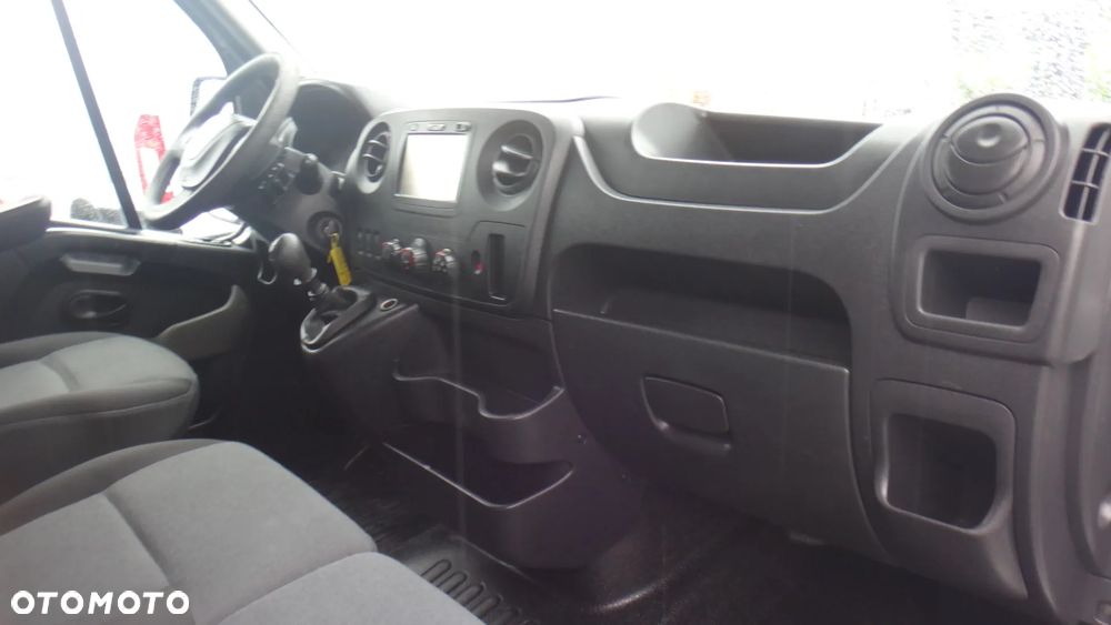 Renault Master - 10