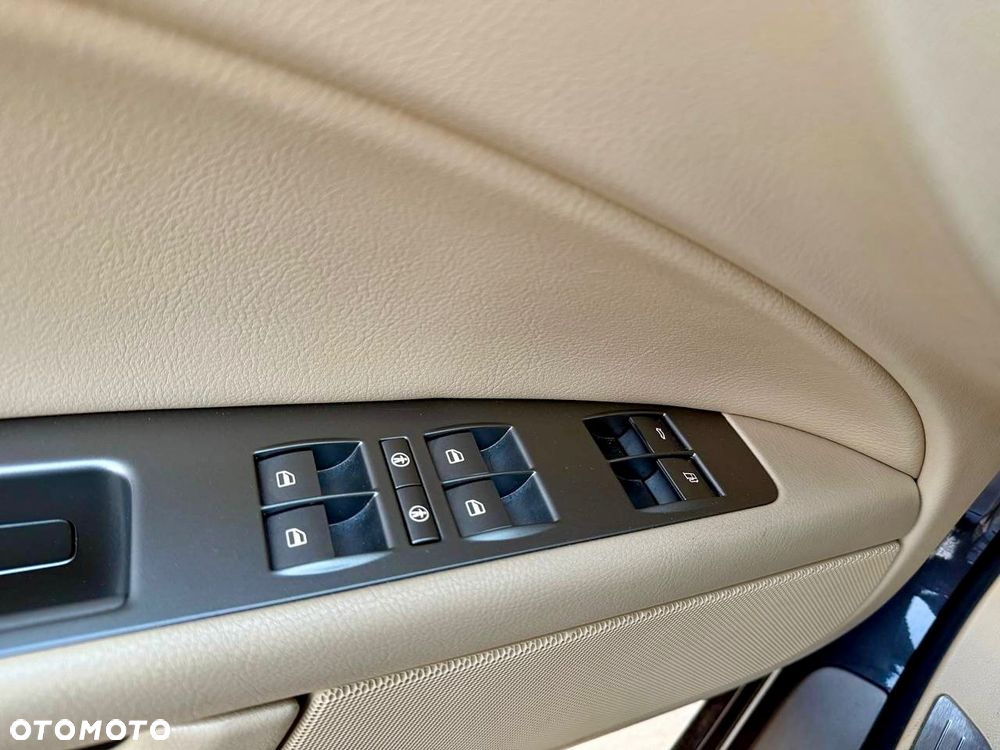 Volkswagen Phaeton 3.0 V6 TDI DPF 4Mot (5os) - 15