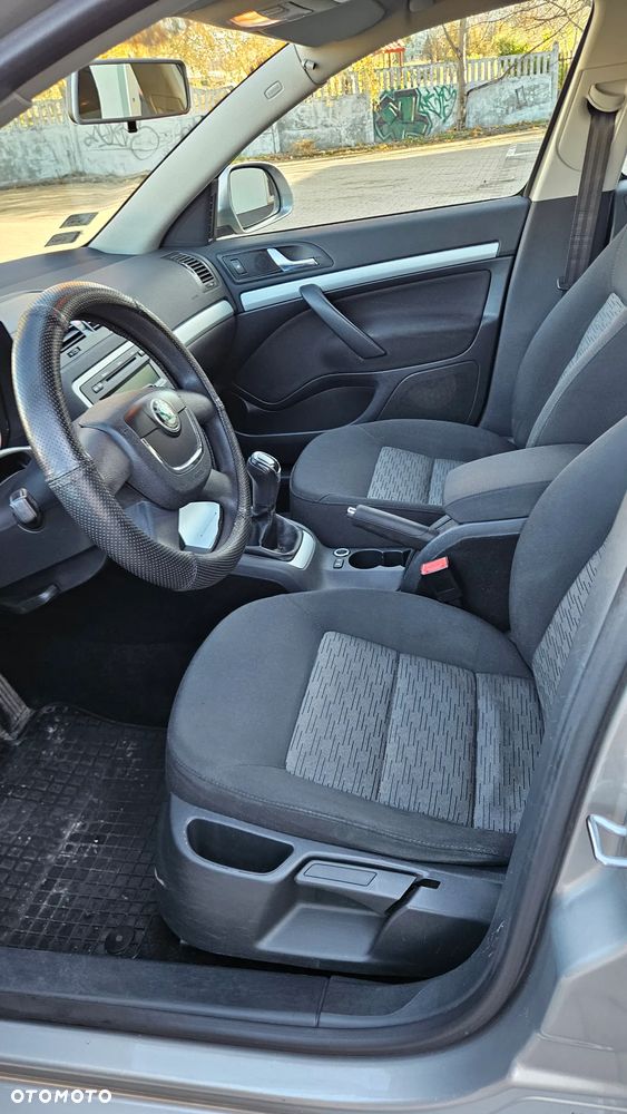 Skoda Octavia 1.4 TSI Ambiente - 10