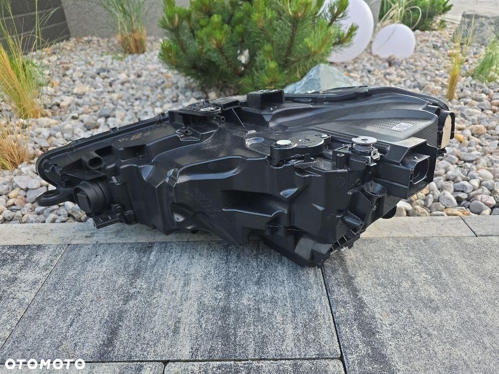 AUDI A5 S5 B10 8B3 Lampa prawa Kompletna Full Led Dynamic MID 8B3941034AG - 8