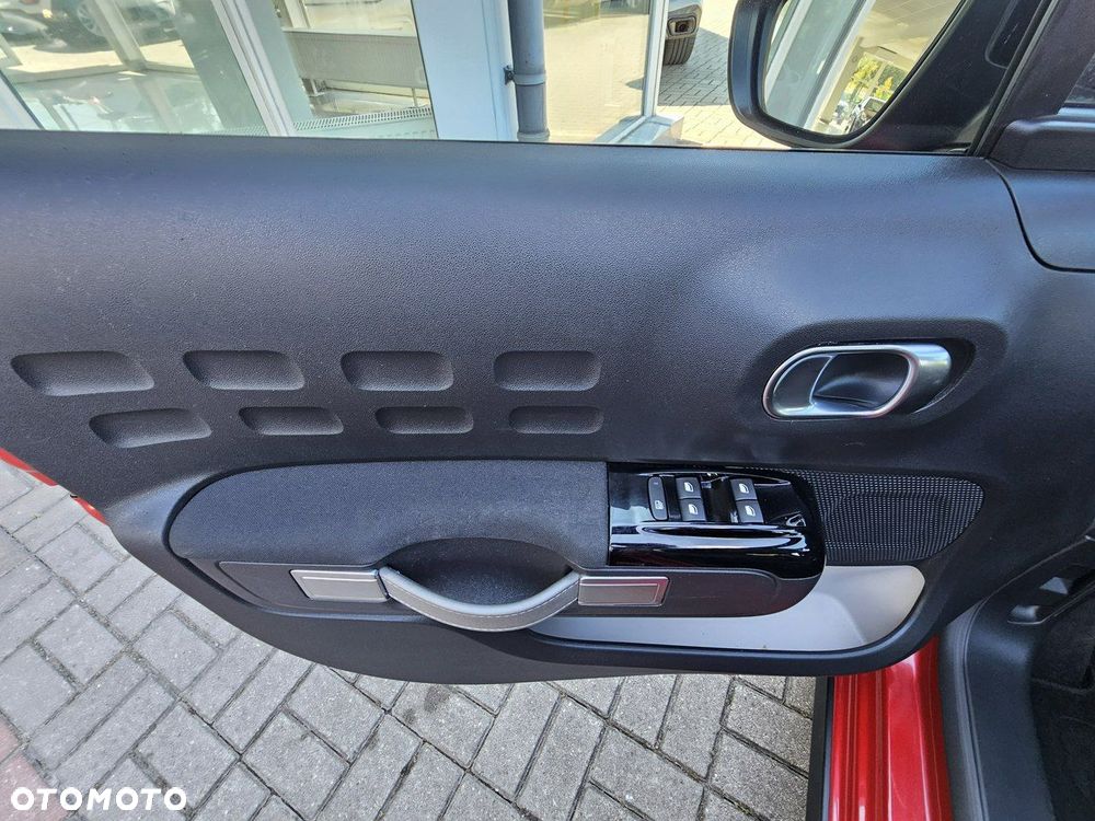 Citroën C3 Pure Tech 83 S&S ELLE - 32