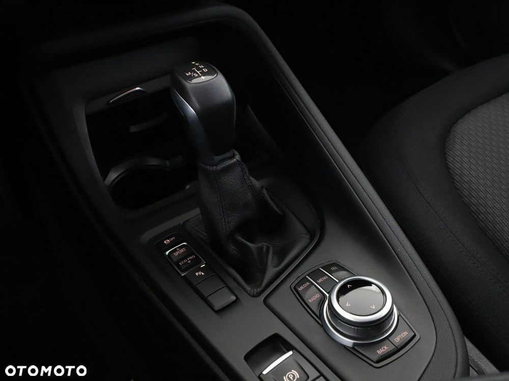 BMW X1 sDrive18d Advantage - 29