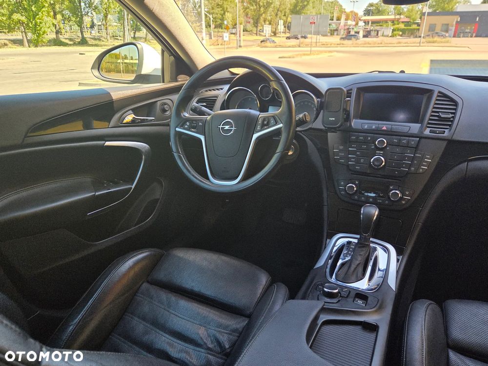 Opel Insignia - 21
