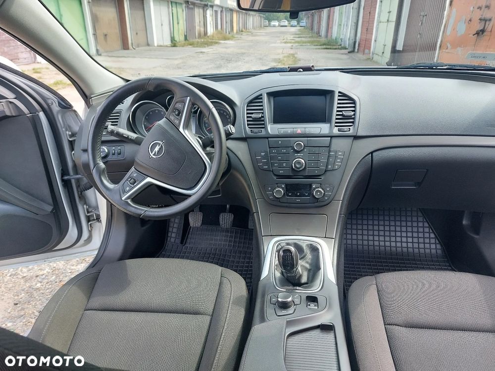 Opel Insignia 1.8 Sport - 16