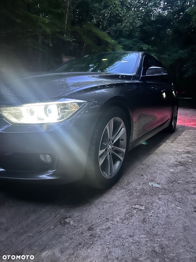 BMW Seria 3 320d - 15