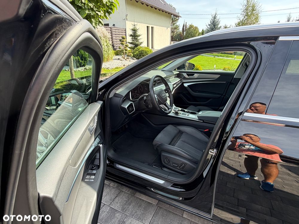 Audi A6 Avant - 32