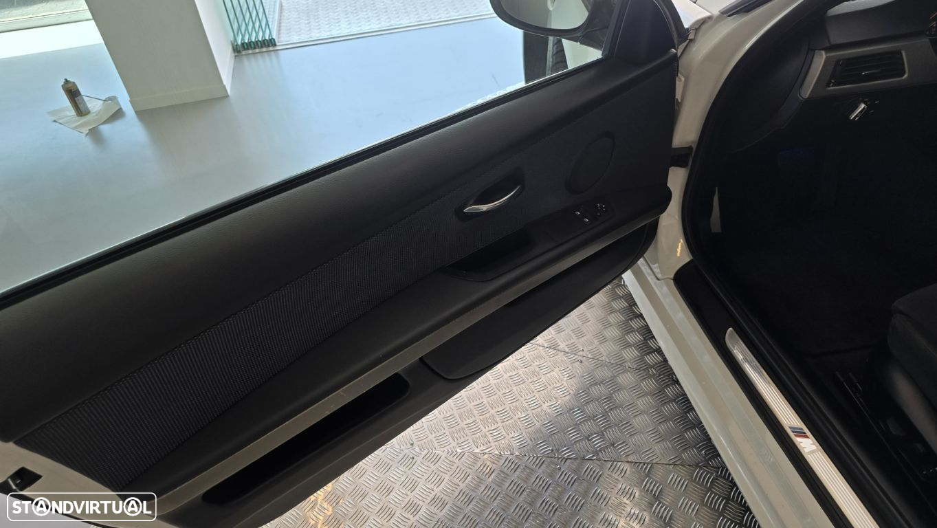 BMW 335 i Auto - 37