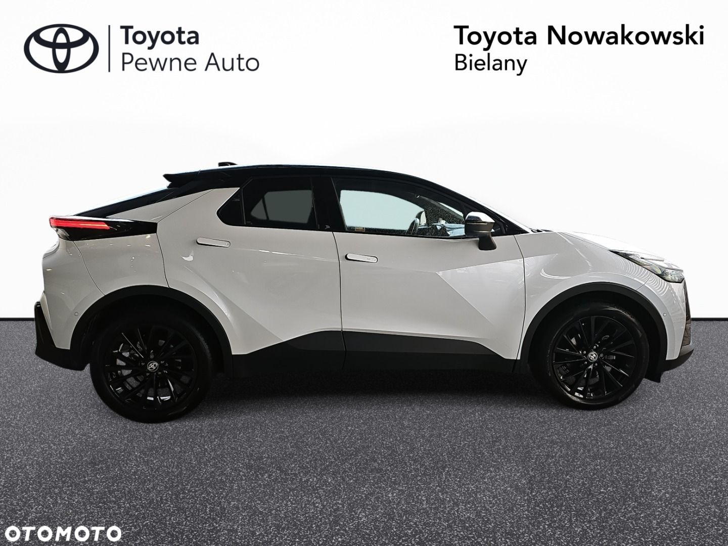 Toyota C-HR - 26