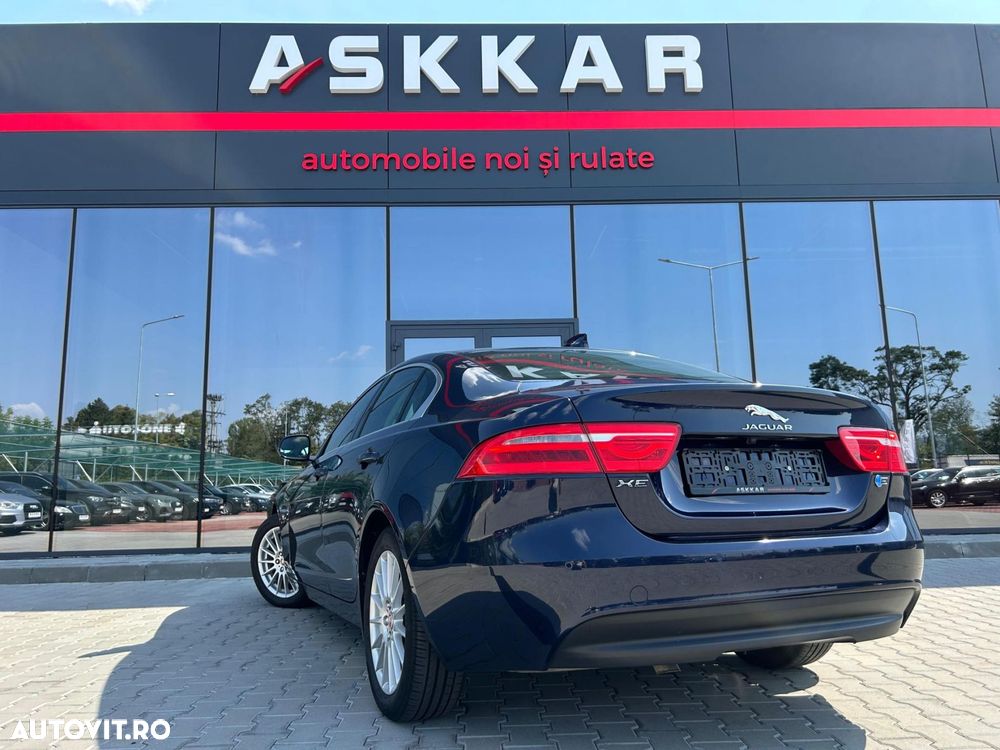 Jaguar XE 20d Aut. Prestige - 8