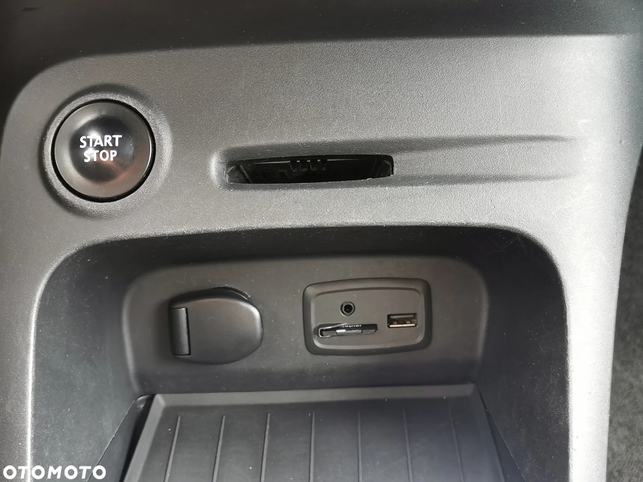 Renault Captur 0.9 Energy TCe Night&Day - 26