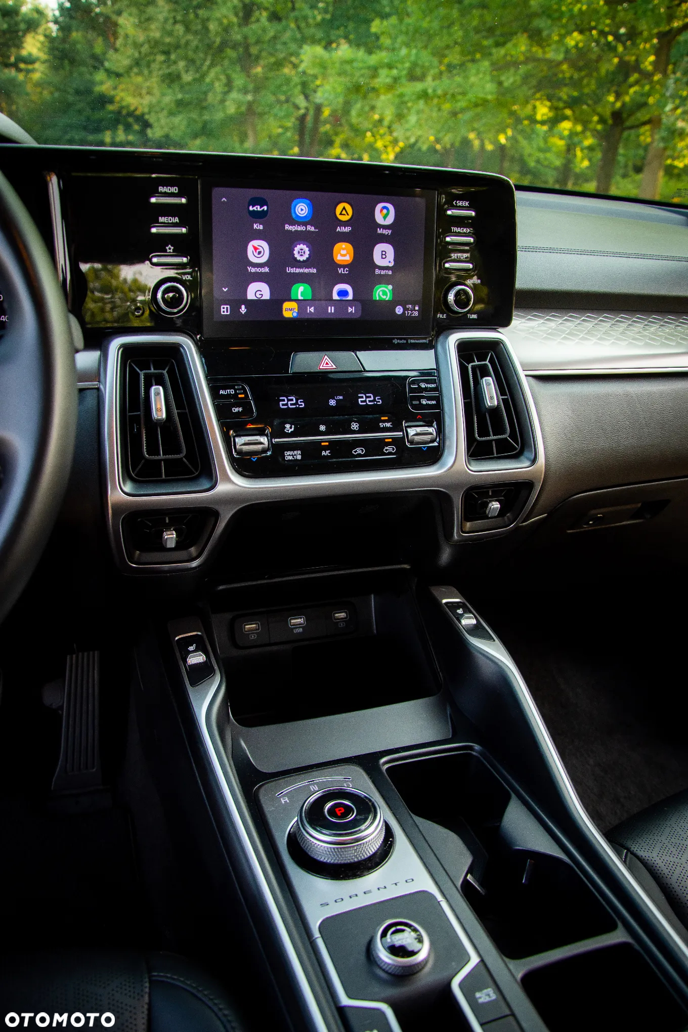 Kia Sorento - 25