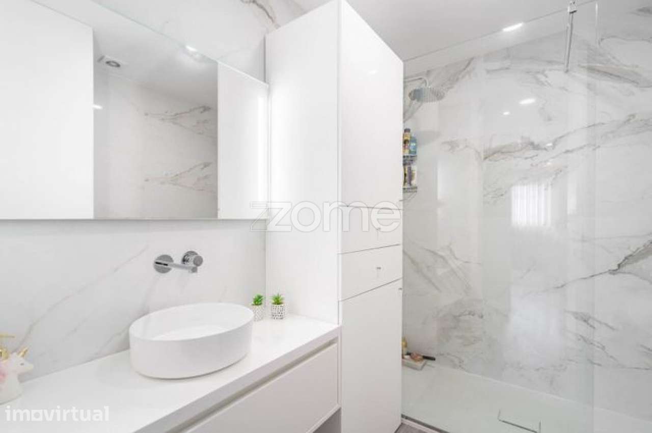 Apartamento T3 Como Novo - Vila Verde - Grande imagem: 5/24