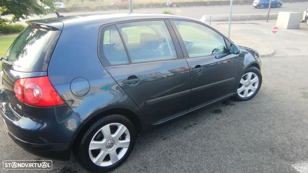 VW Golf 1.9 TDi Confortline - 2