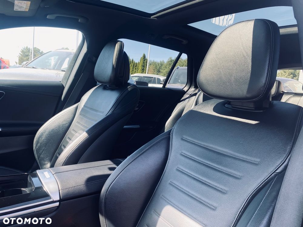 Mercedes-Benz Klasa C 220 d 9G-TRONIC AMG Line - 37